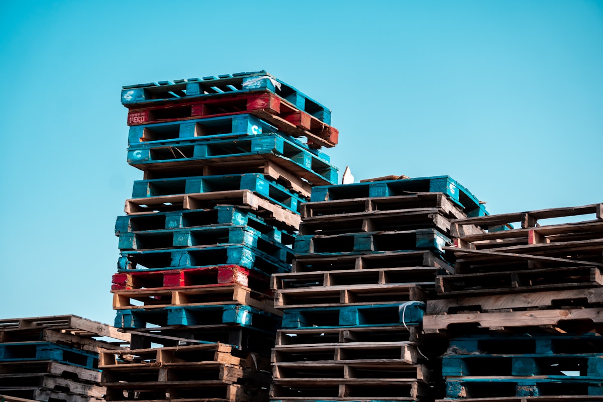 HDPE Plastic Pallet 48x40", Nestable